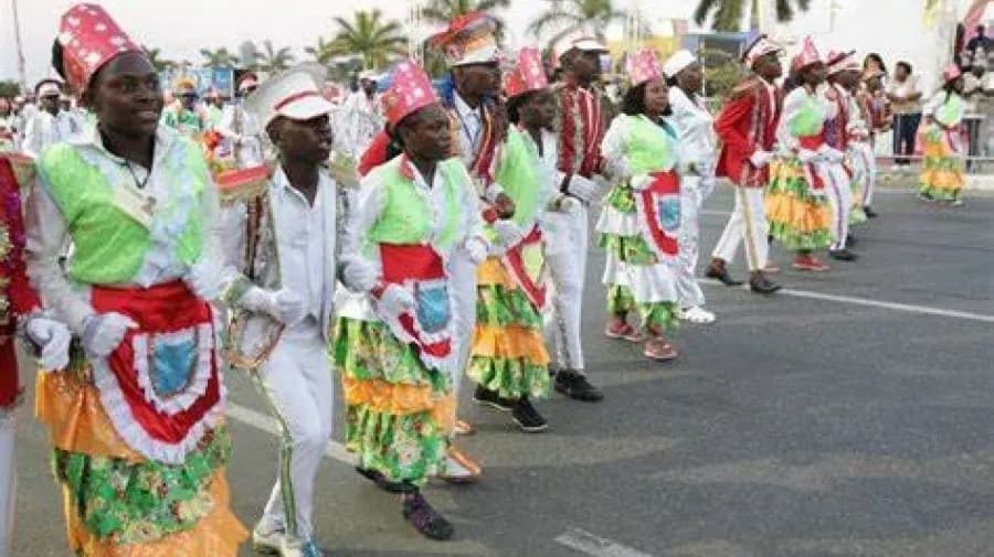 Carnaval 2026: impacto económico e desfiles
