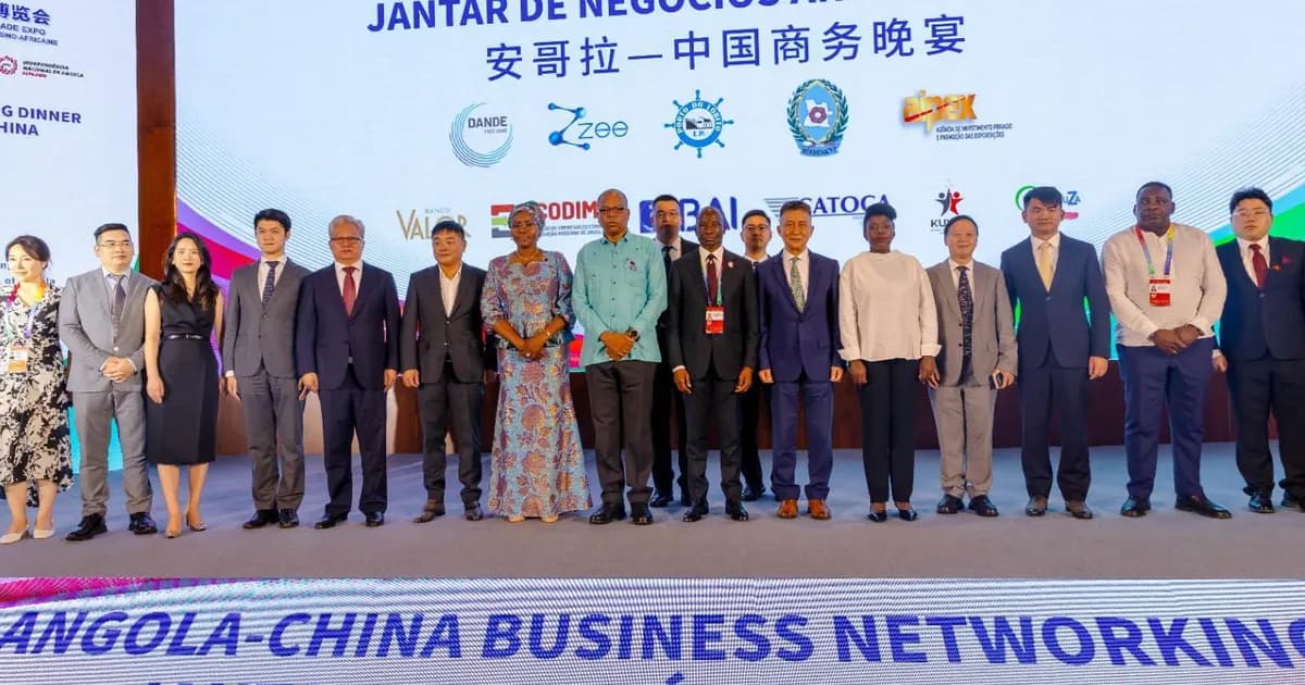 Empresários angolanos e chineses em Changsha