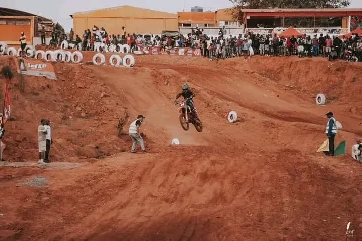 Motocross: Selecção realiza treino de adaptação