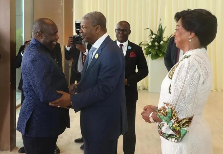 João Lourenço recebe líder da União Africana