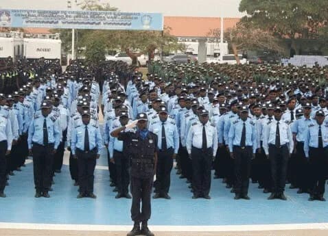 PN anuncia recrutamento de 50 mil
