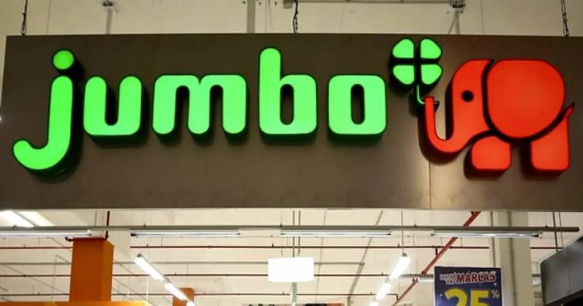 Jumbo fecha para reestruturação em Angola